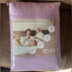 Purple Premium Bed Sheet Set